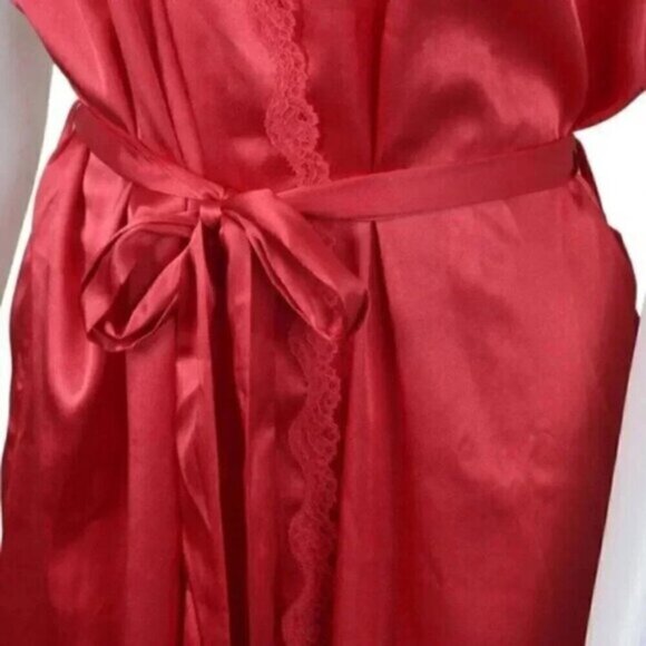 Victoria's Secret  Red Satin Robe Short Sleeve Lace Trim Short Size Medium - Picture 7 of 9